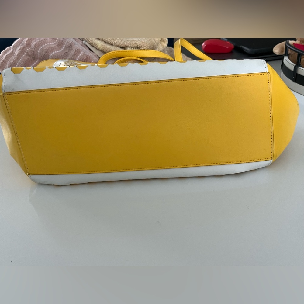 Yellow Tote - Picture 3 of 7